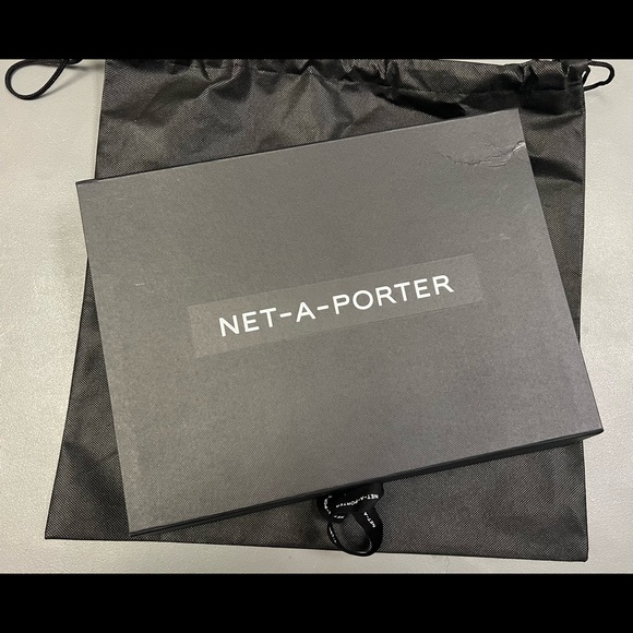 Foldable “ Net-A-Porter “ medium box +”Net A Porter”Drawstring Dust Bag - Picture 6 of 8